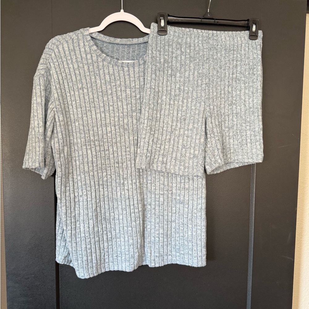 Light Blue/Gray Ribbed Knit Top and Shorts Set